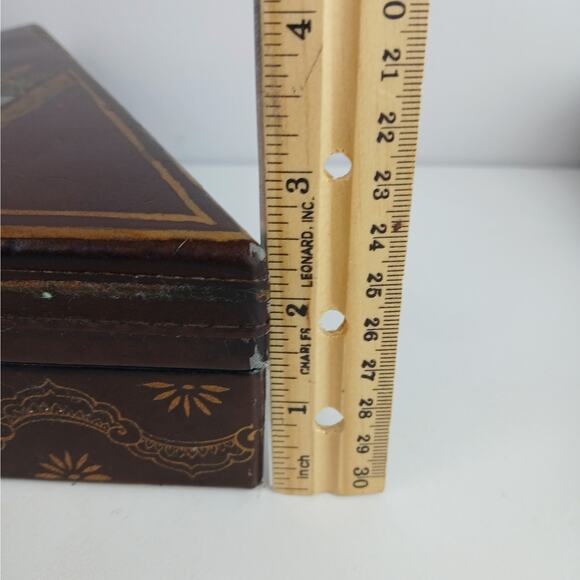 Vintage Chinese Triangular Shaped Leather Over Wood Wedding Box Cranes Tree - Picture 9 of 9